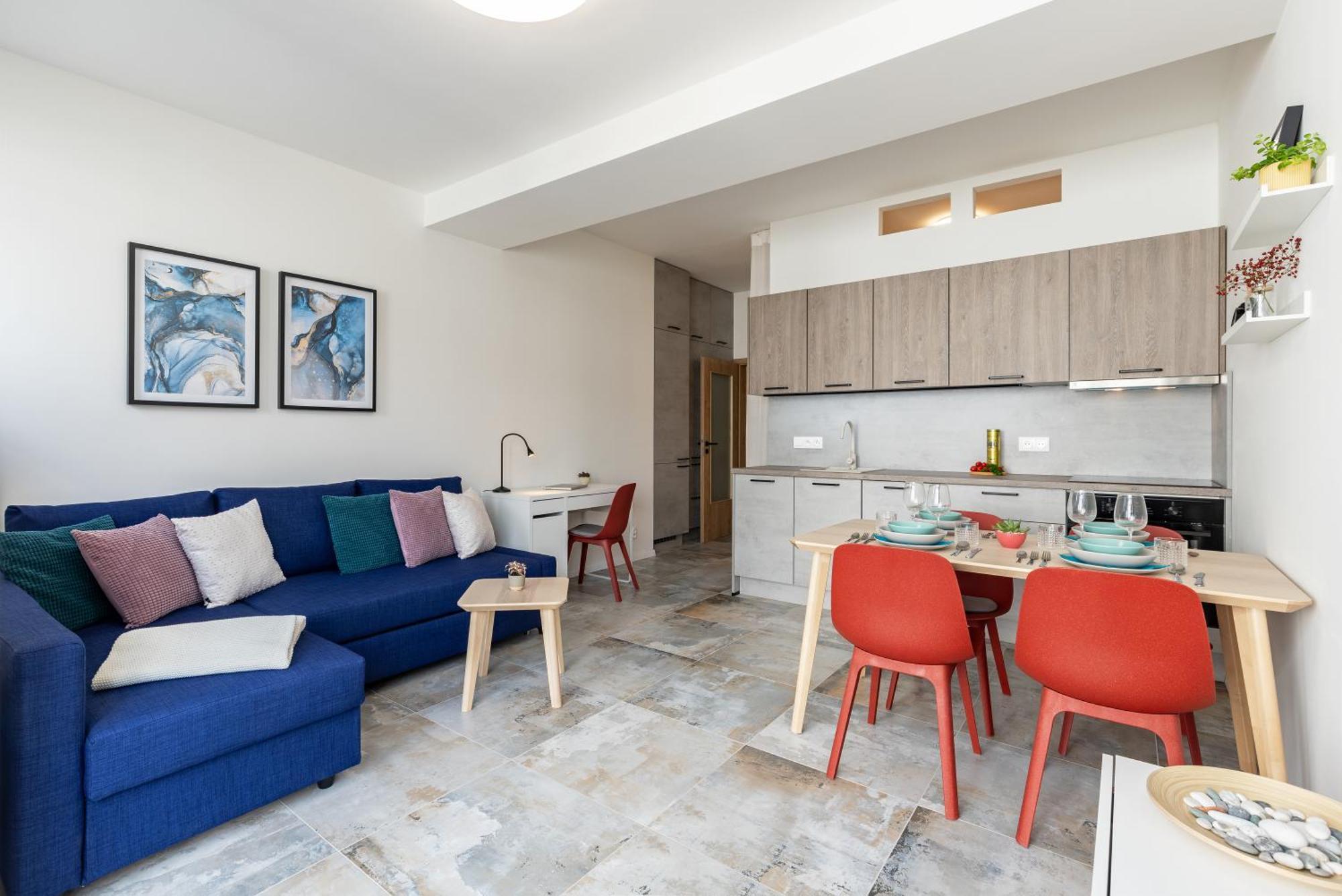 Fully Equipped Apartments With Terraces, Free Garage Parking, Netflix & Ac - By Apartmany Slapanice Cz Exteriér fotografie